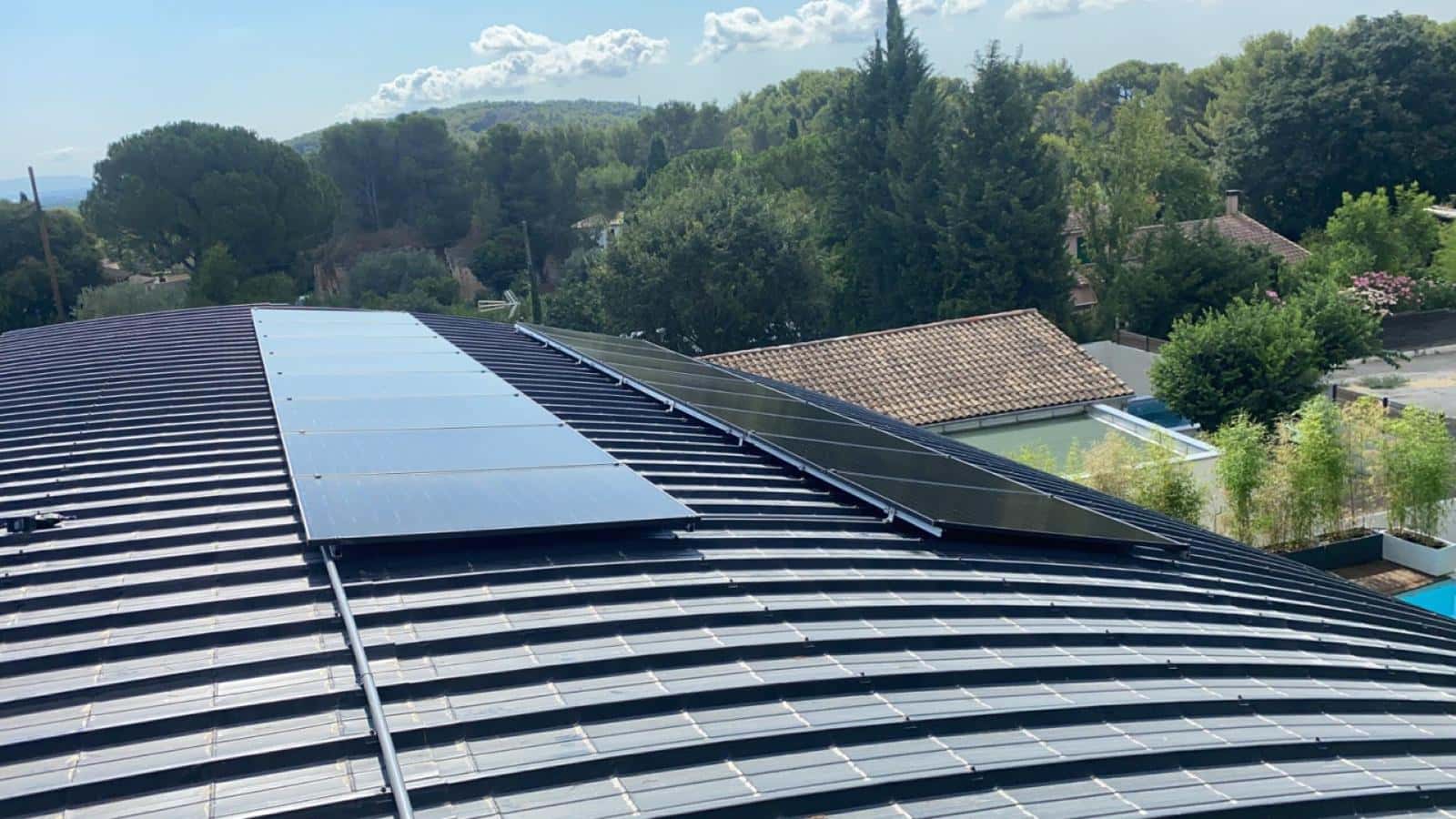 Installation panneaux photovoltaiques